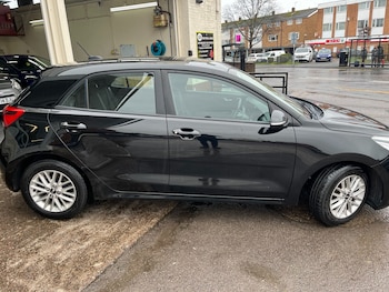 Used Kia Rio 2017 for sale - 77461089: Photo