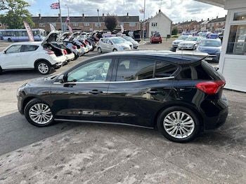 Used Ford Focus 2020 for sale - 75673318: Photo