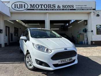 2013 (63) - 1.0 Zetec 3dr
