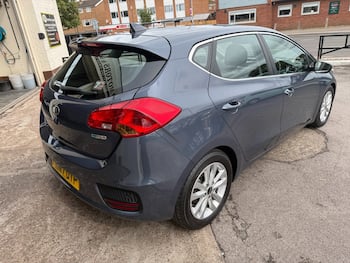 Used Kia Ceed 2017 for sale - 79735104: Photo