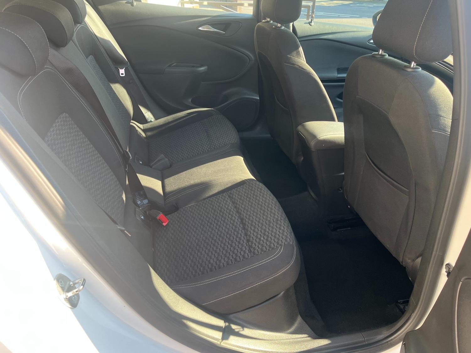 Used Vauxhall Astra 2018 for sale - 77954303: Photo 14