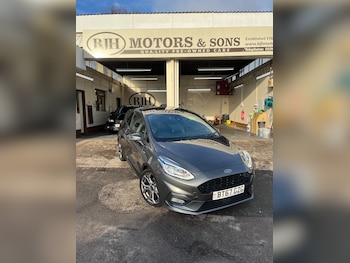 Used Ford Fiesta 2017 for sale - 76948280: Photo