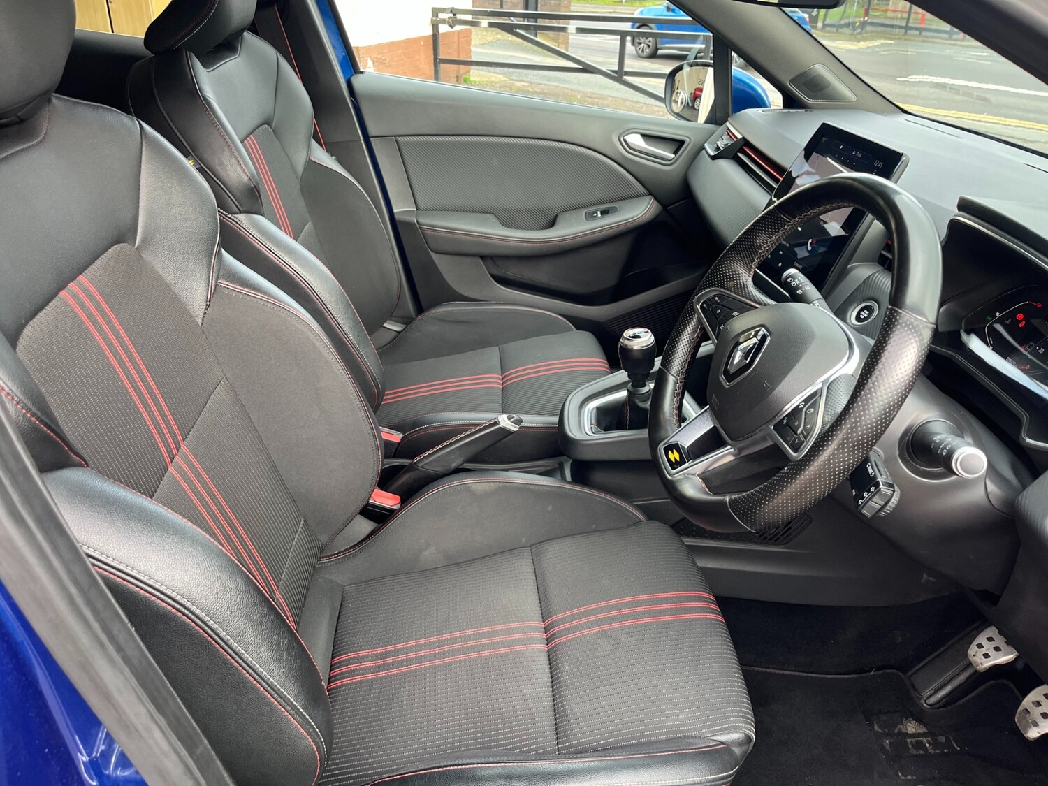 Used Renault Clio 2020 for sale - 77516610: Photo 14