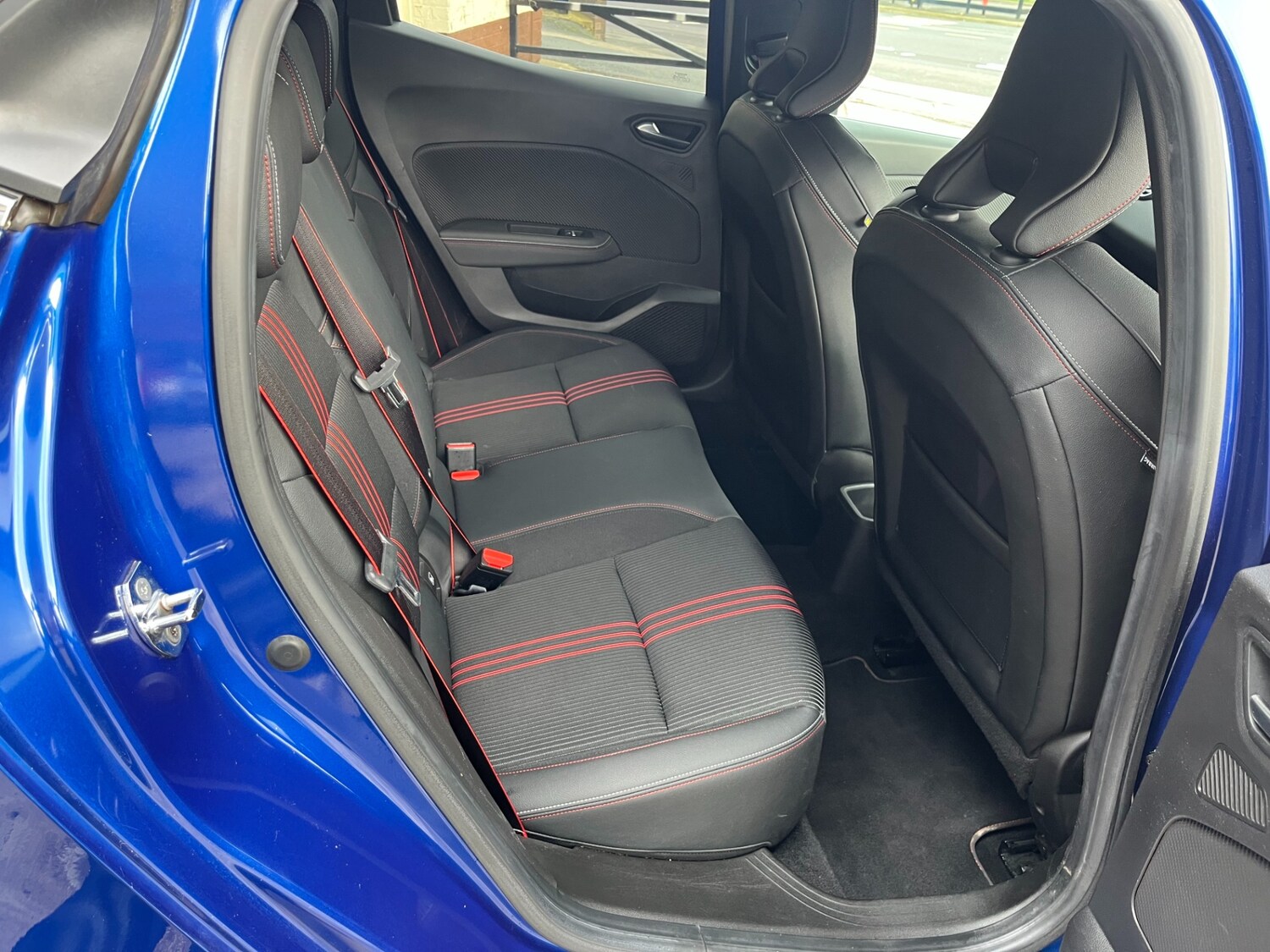 Used Renault Clio 2020 for sale - 77516610: Photo 15