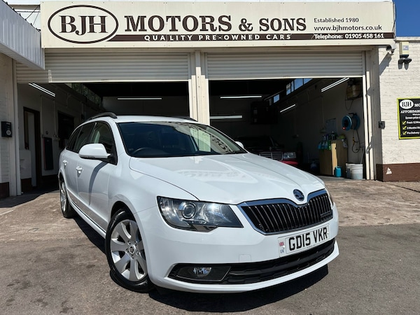 Used Skoda Superb 2015 for sale - 74511312: Photo 1