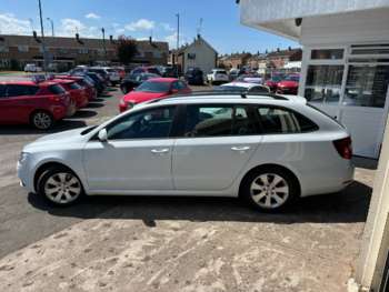 Used Skoda Superb 2015 for sale - 74511312: Photo