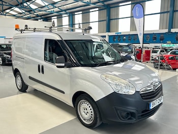 Used Vauxhall Combo 2017 for sale - 75615770: Photo