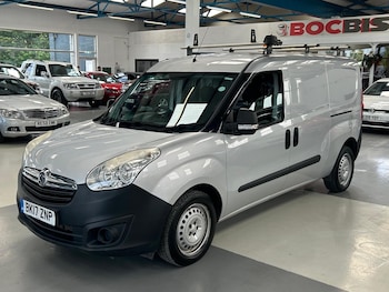 Used Vauxhall Combo 2017 for sale - 75615770: Photo