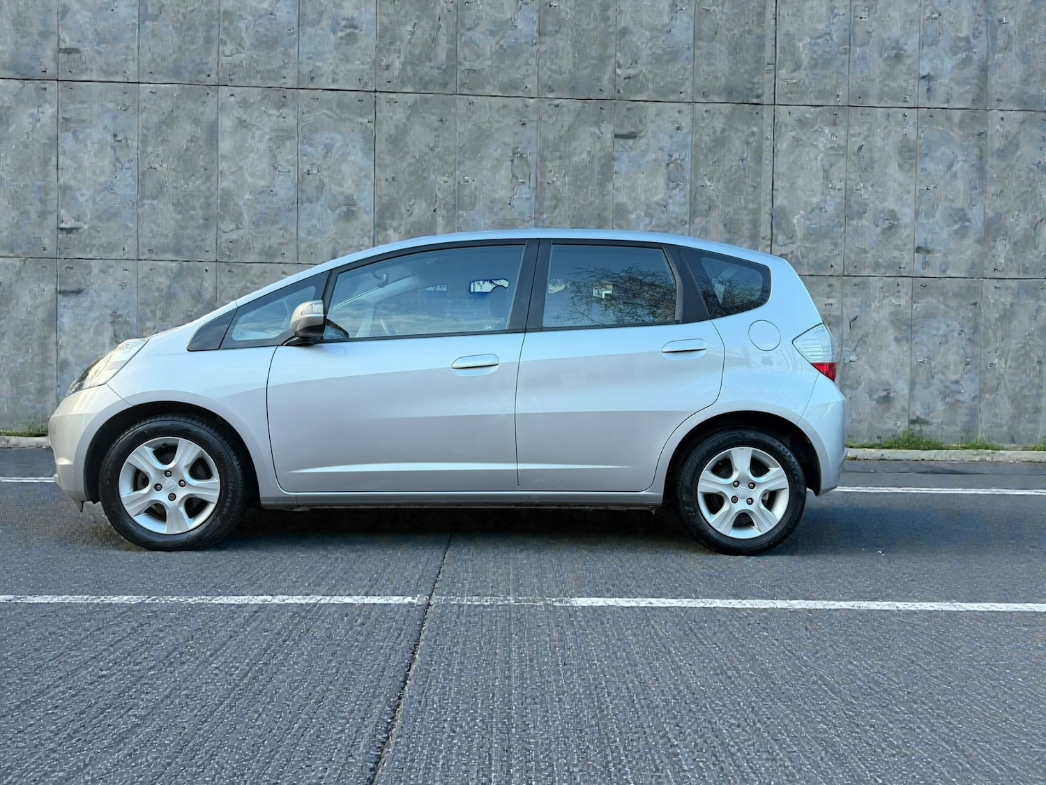 Used Honda Jazz 2011 for sale - 77354090: Photo 5
