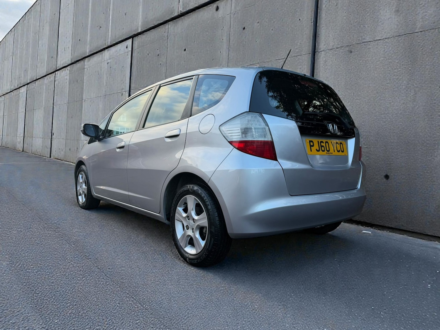 Used Honda Jazz 2011 for sale - 77354090: Photo 7