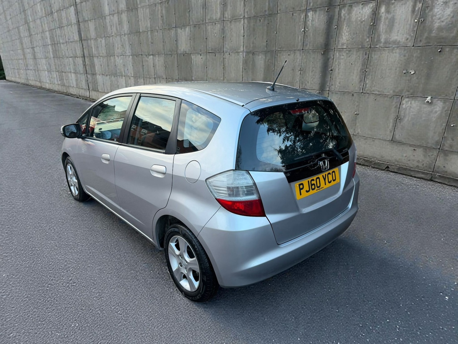 Used Honda Jazz 2011 for sale - 77354090: Photo 8