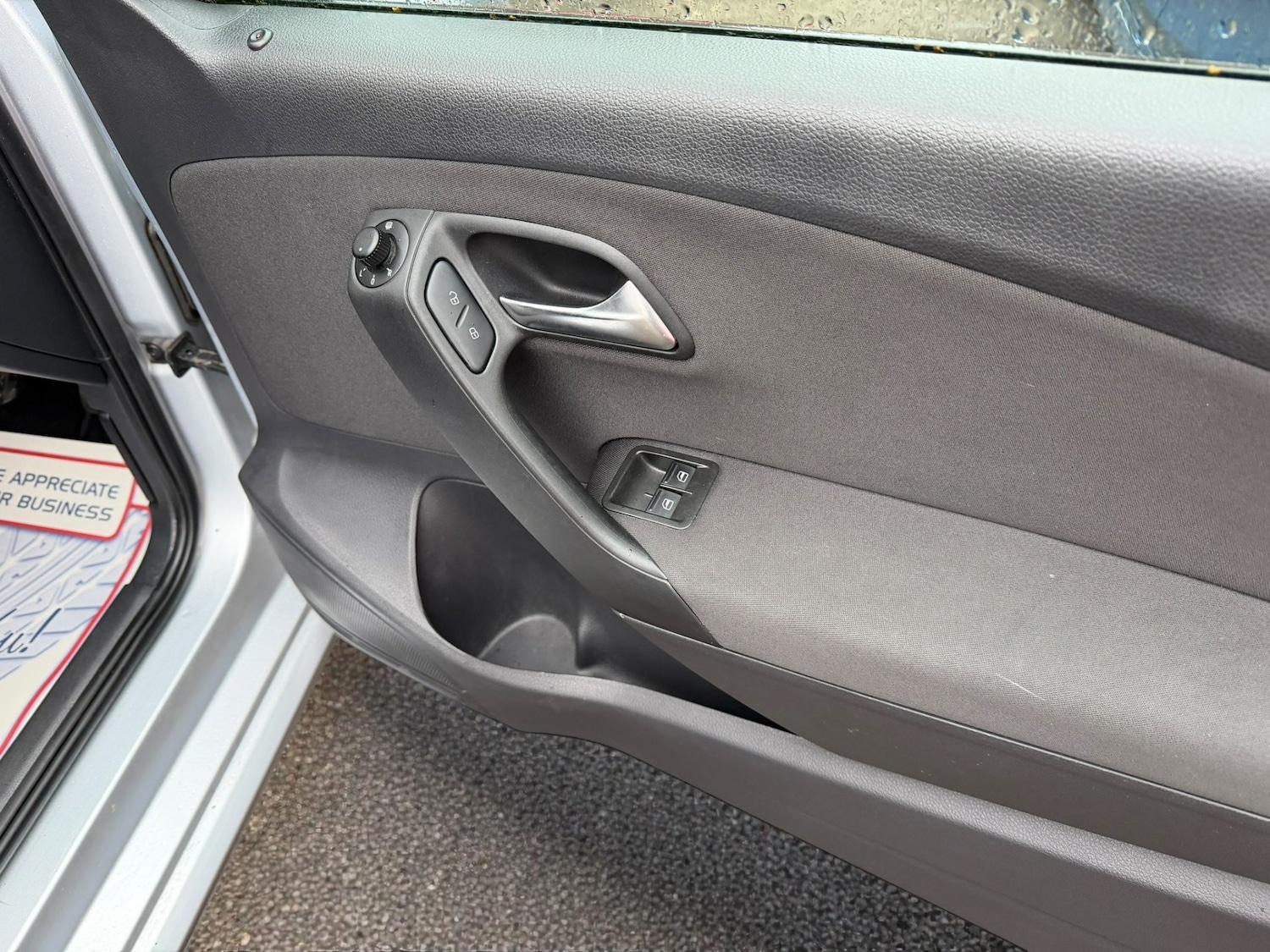 Used Volkswagen Polo 2010 for sale - 77584880: Photo 13