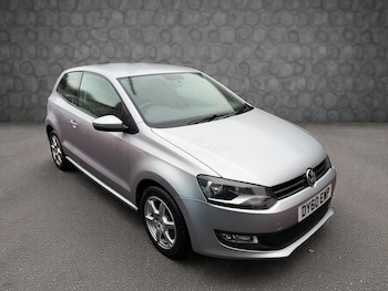 Used Volkswagen Polo 2010 for sale - 77584880: Photo