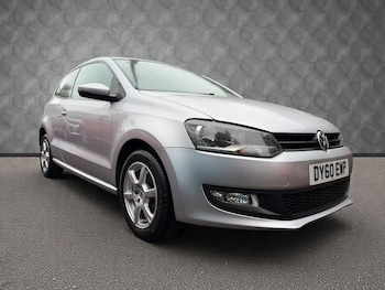 Used Volkswagen Polo 2010 for sale - 77584880: Photo