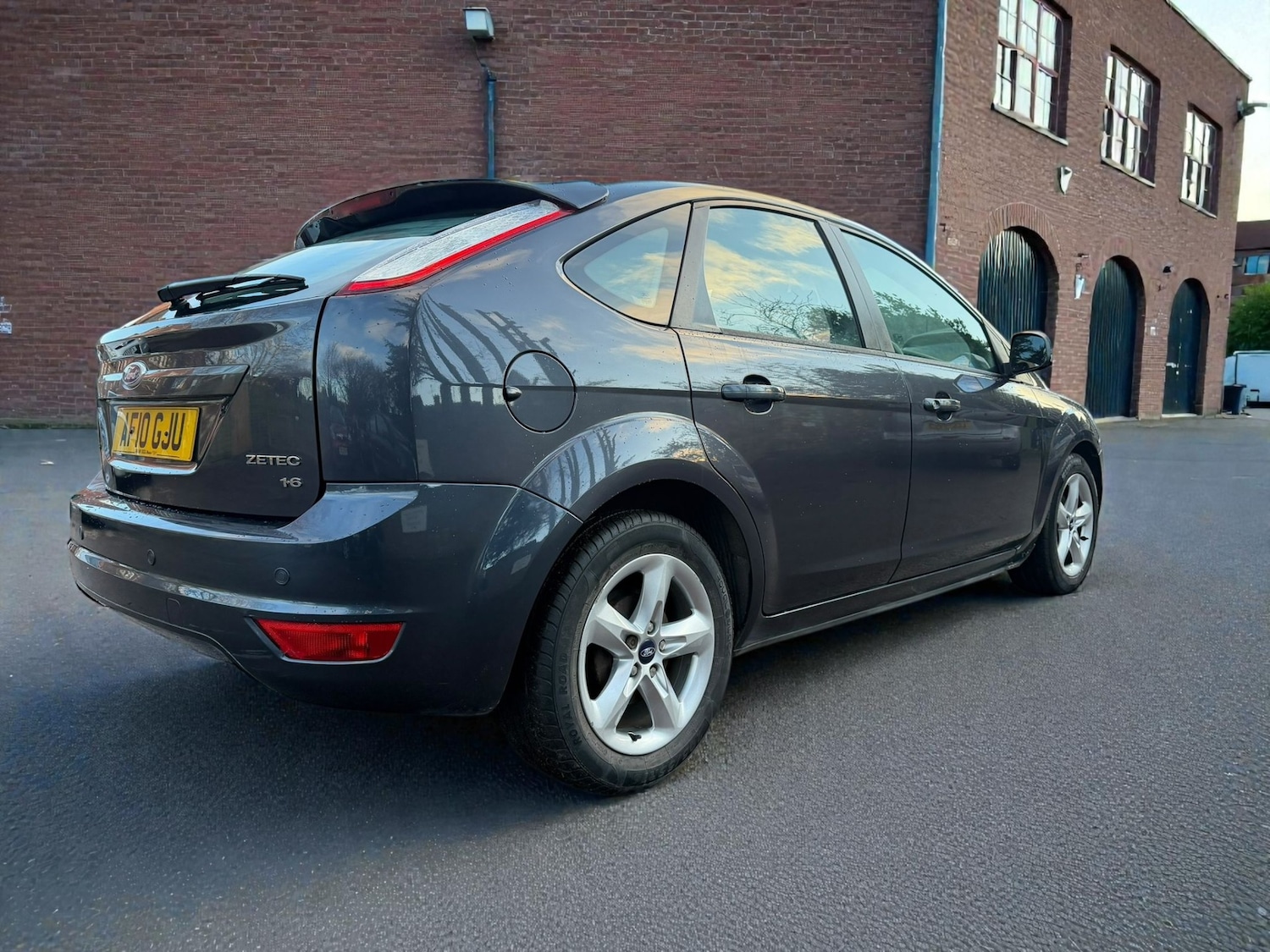 Used Ford Focus 2010 for sale - 77504389: Photo 10