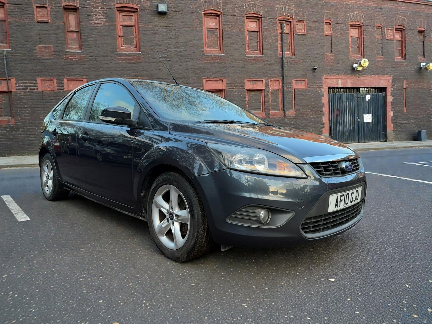 Used Ford Focus 2010 for sale - 77504389: Photo 13