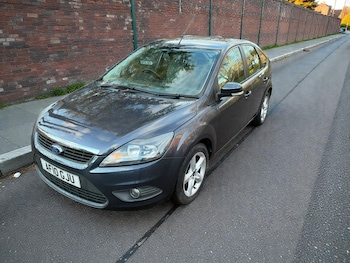 Used Ford Focus 2010 for sale - 77504389: Photo