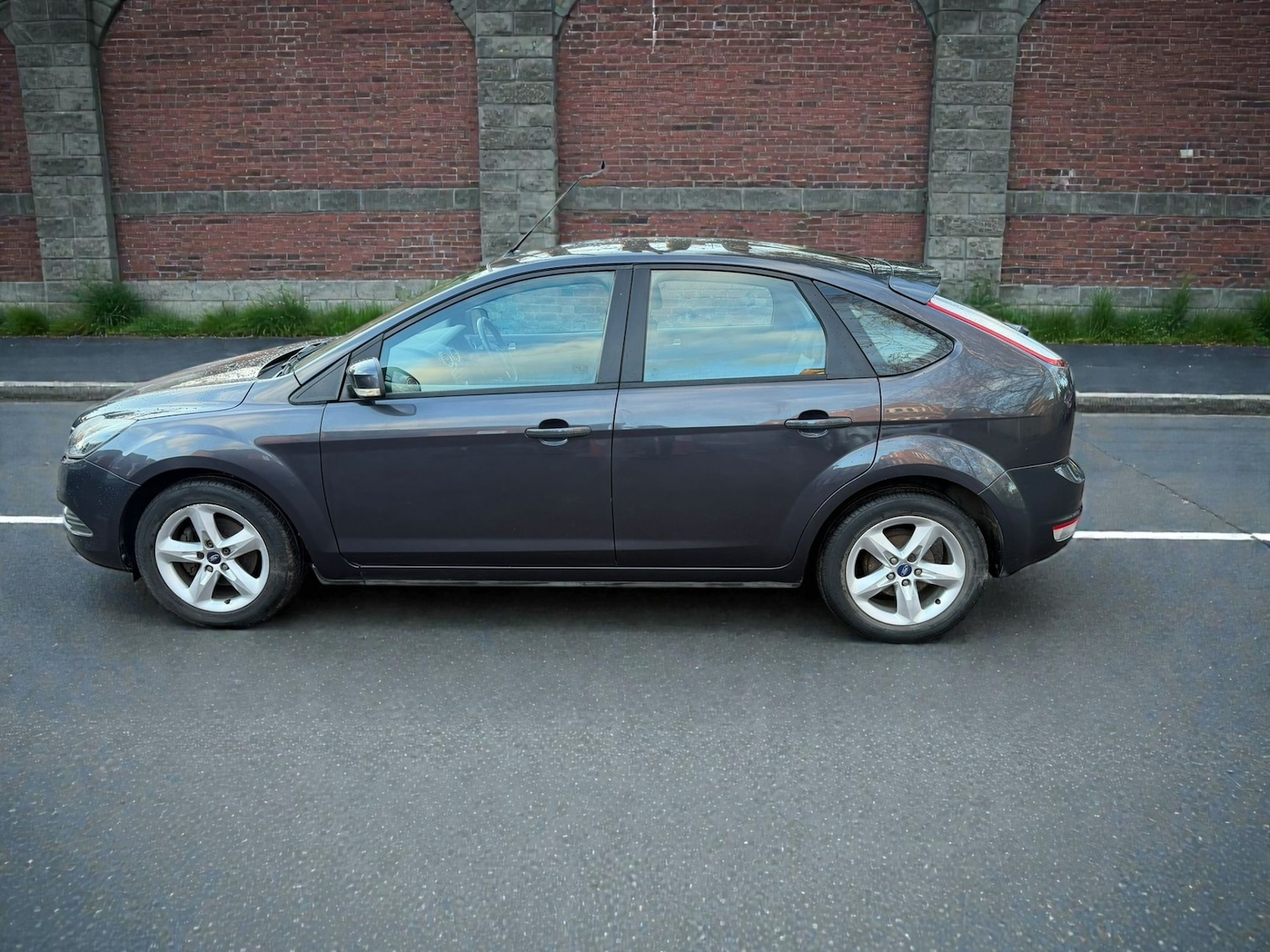 Used Ford Focus 2010 for sale - 77504389: Photo 6