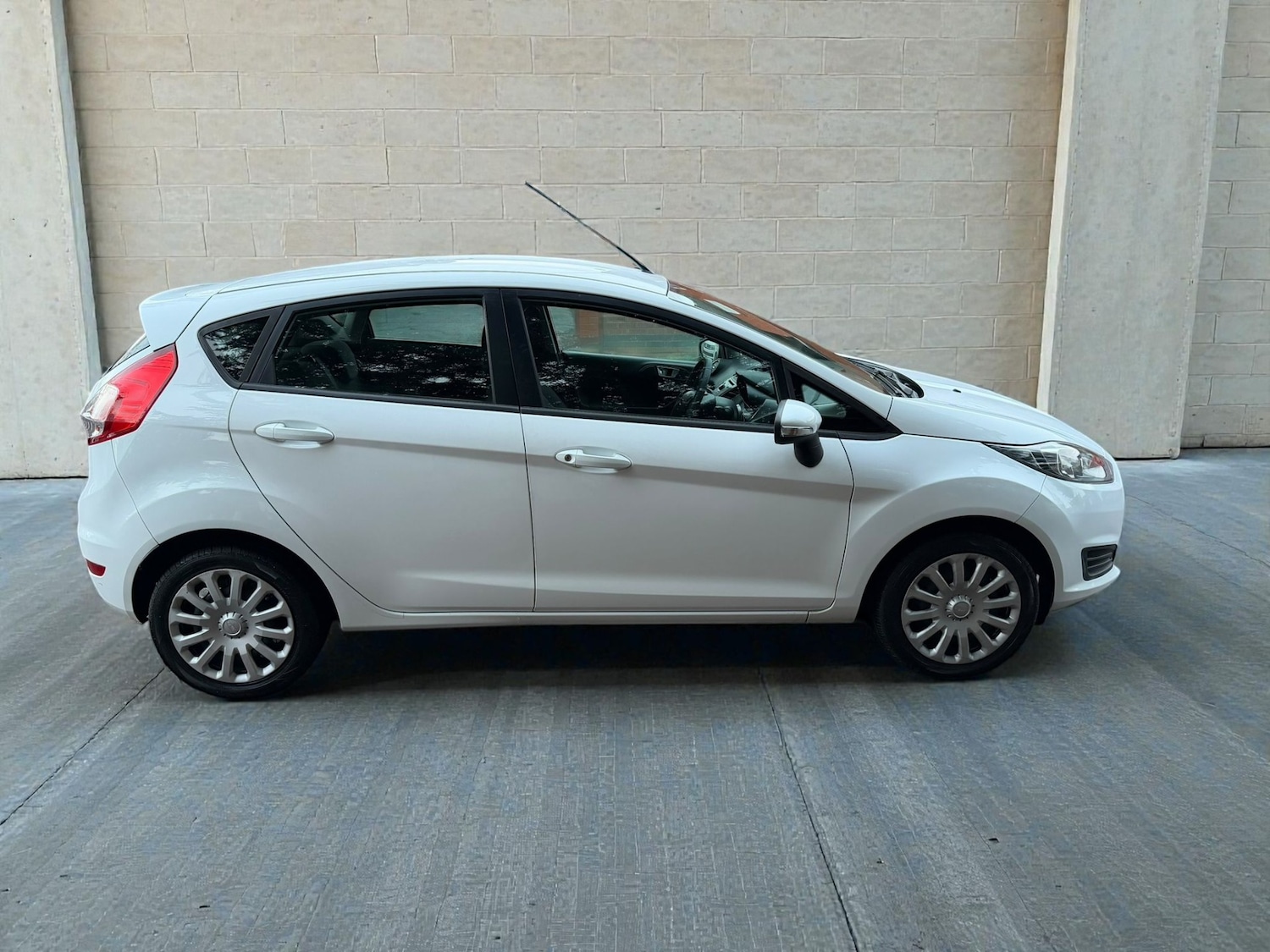 Used Ford Fiesta 2013 for sale - 77385638: Photo 12