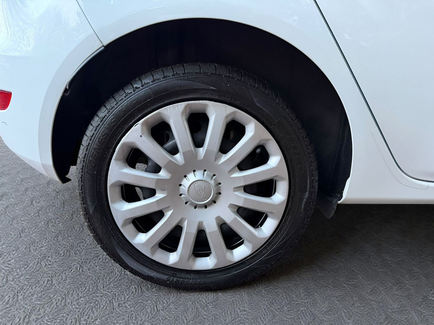 Used Ford Fiesta 2013 for sale - 77385638: Photo 24