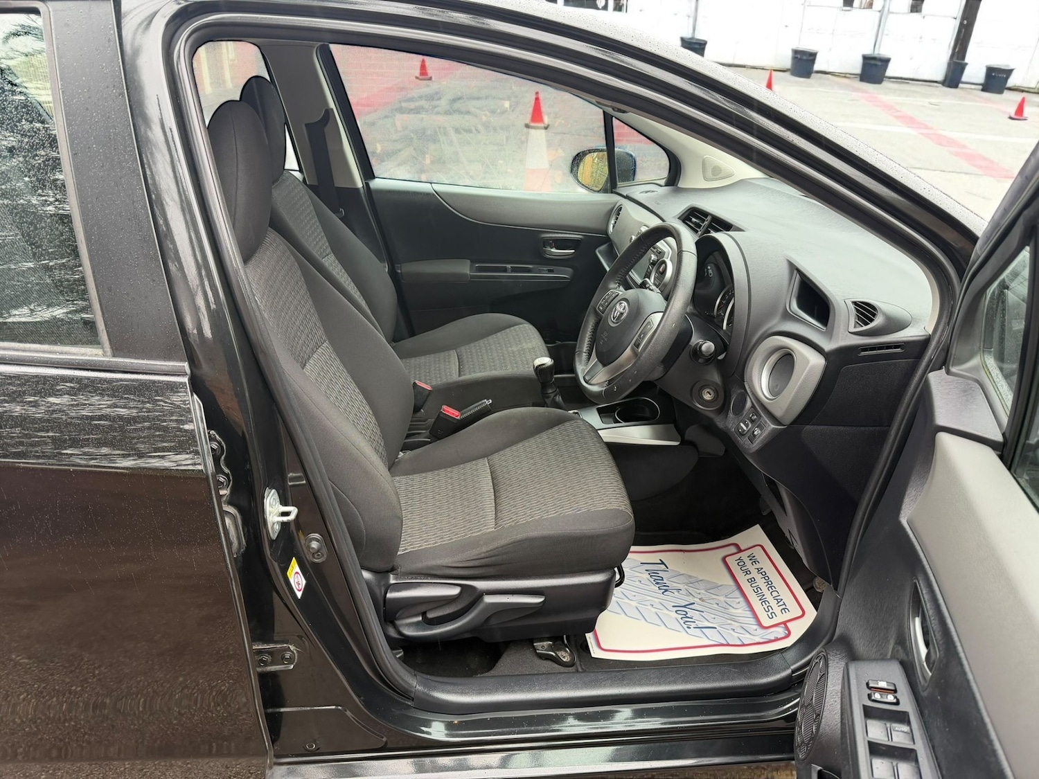 Used Toyota Yaris 2014 for sale - 77504346: Photo 16