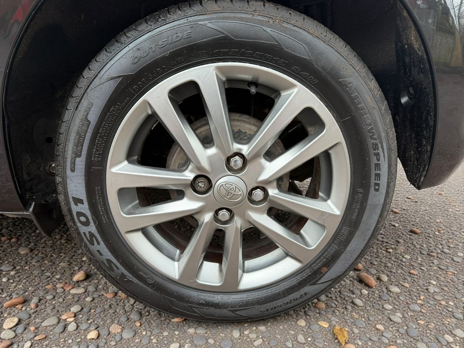 Used Toyota Yaris 2014 for sale - 77504346: Photo 29