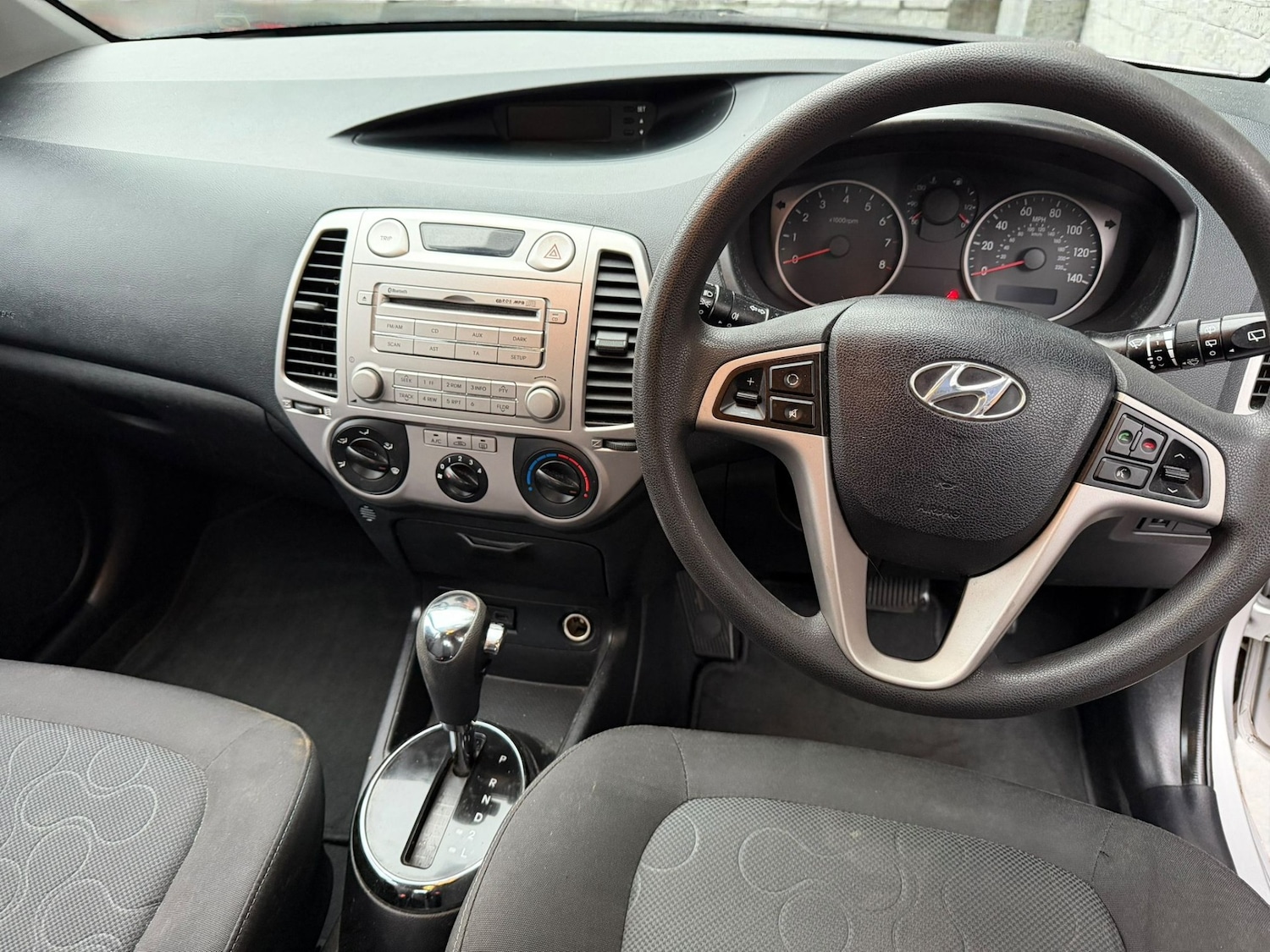 Used Hyundai i20 2011 for sale - 77351160: Photo 18