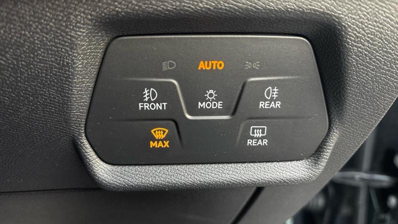 Used SEAT Leon 2022 for sale - 76738827: Photo 29