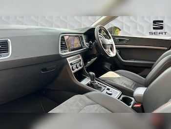 Used SEAT Ateca 2024 for sale - 78682051: Photo