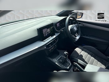 Used SEAT Ibiza 2024 for sale - 79366172: Photo