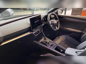Used Cupra Leon 2025 for sale - 76038069: Photo 2