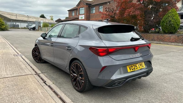 Used Cupra Leon 2025 for sale - 76038069: Photo 3