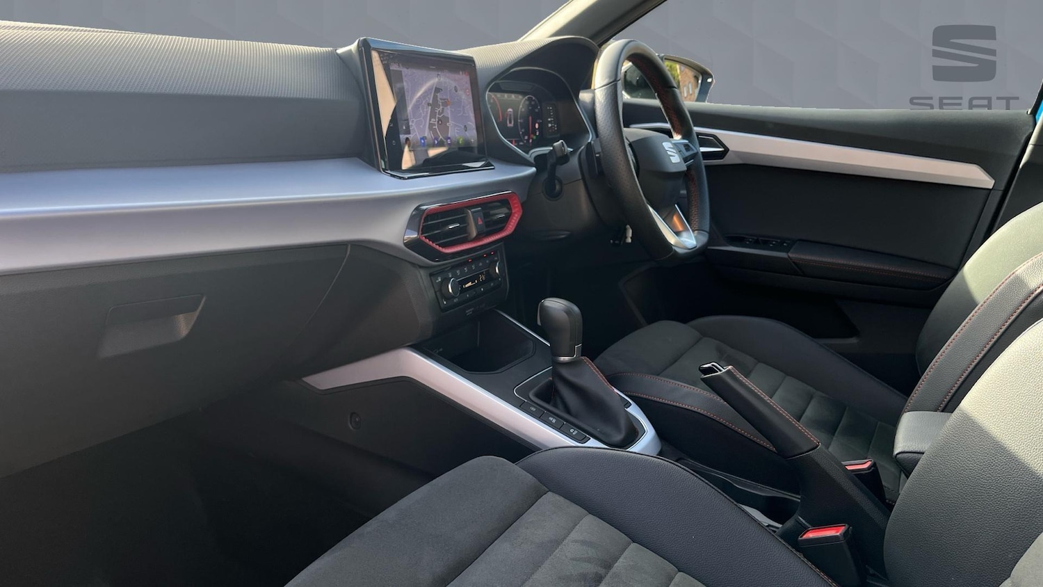 Used SEAT Arona 2025 for sale - 77602706: Photo 2