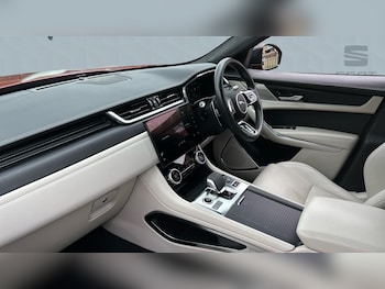Used Jaguar F-Pace 2022 for sale - 78736419: Photo