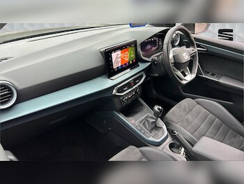 Used SEAT Arona 2023 for sale - 77225900: Photo