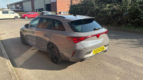 Used Cupra Leon 2024 for sale - 74157959: Photo 11