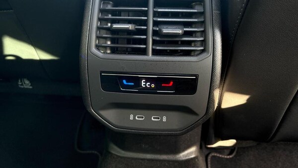 Used Cupra Leon 2024 for sale - 74157959: Photo 30