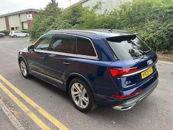 Used Audi Q7 2020 for sale - 79330344: Photo