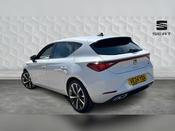 Used SEAT Leon 2024 for sale - 79417948: Photo