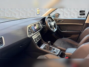 Used SEAT Ateca 2024 for sale - 76904569: Photo