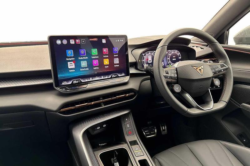 Used Cupra Terramar 2025 for sale - 76067558: Photo 2
