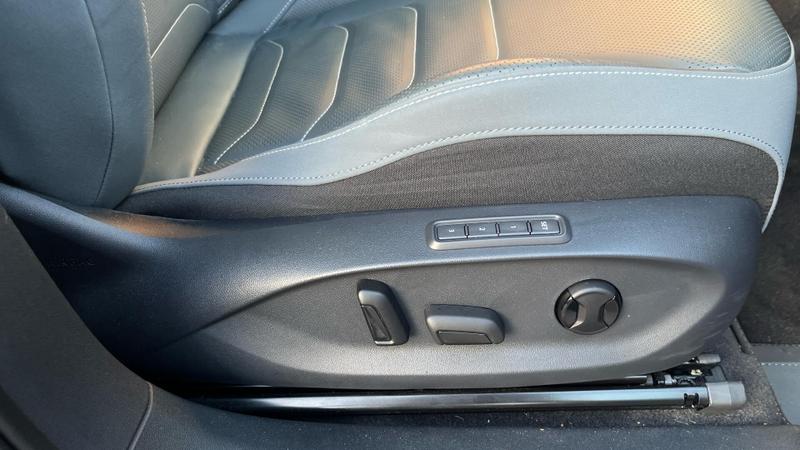 Used Cupra Tavascan 2025 for sale - 76641022: Photo 25