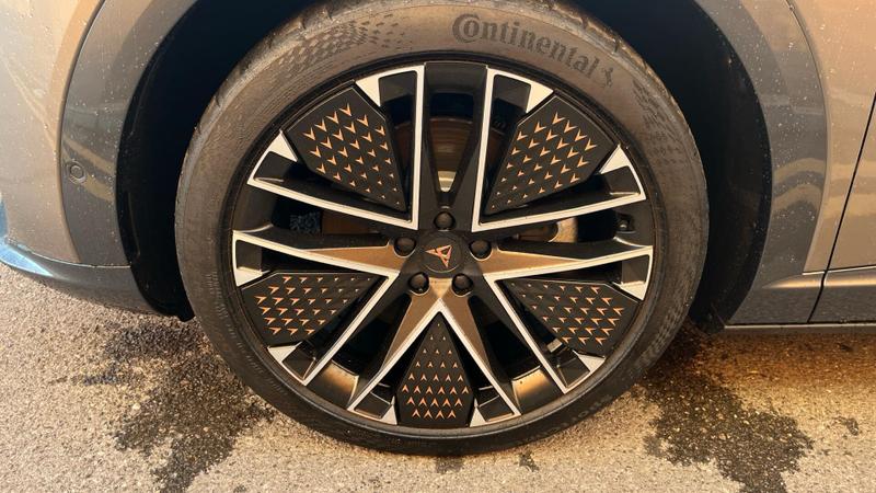 Used Cupra Tavascan 2025 for sale - 76641022: Photo 30