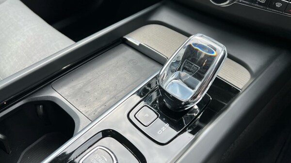 Used Volvo XC60 2023 for sale - 76191083: Photo 22