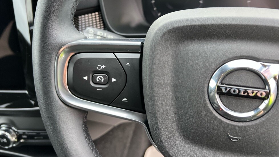 Used Volvo XC40 2021 for sale - 77031305: Photo 18