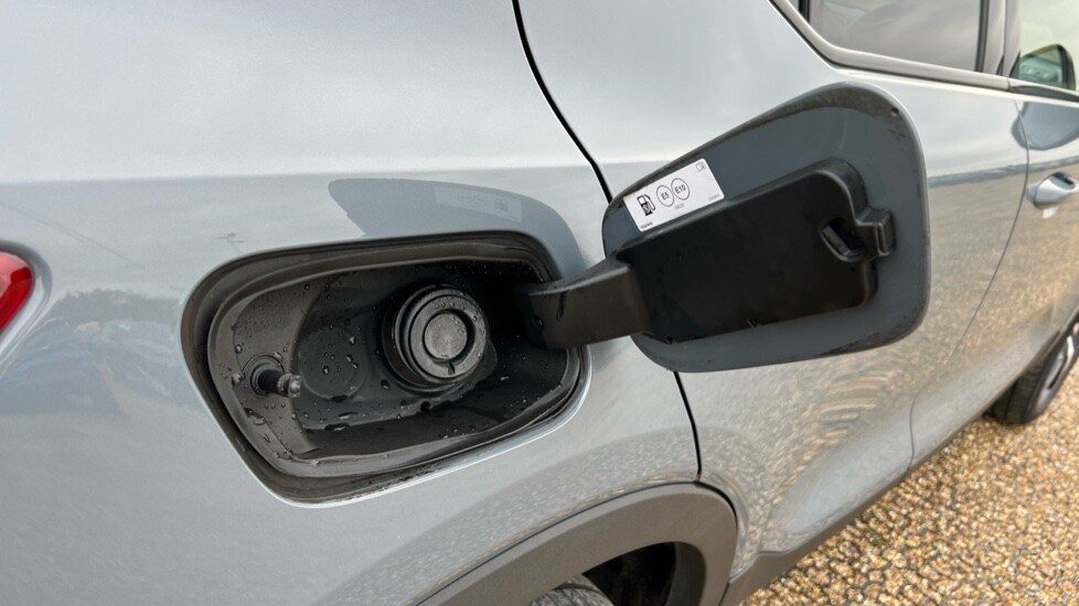 Used Volvo XC40 2021 for sale - 77031305: Photo 42