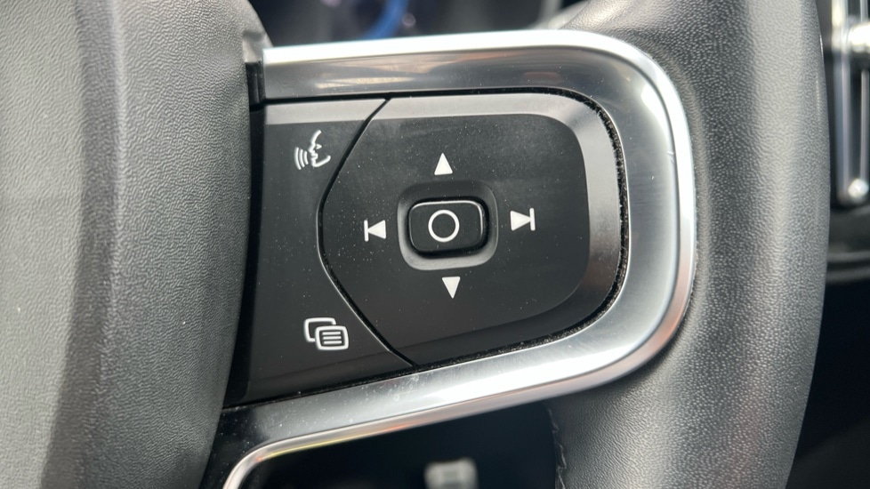 Used Volvo XC40 2021 for sale - 76960175: Photo 19