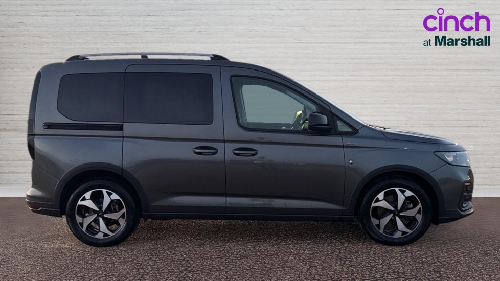 Used Ford Tourneo Connect 2023 for sale - 76999515: Photo 2