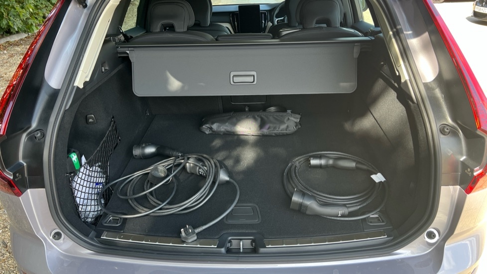 Used Volvo XC60 2025 for sale - 75966889: Photo 17