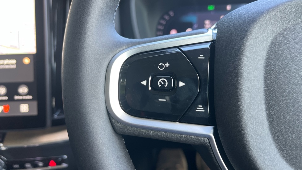 Used Volvo XC60 2025 for sale - 75966889: Photo 18